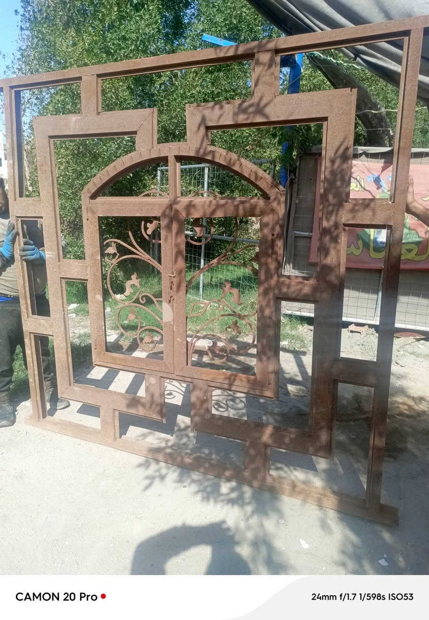 شباك حديد مترين في مترين 
حي ميسان 
السعر 125 الف فقط بيع مستعجل 
***********
