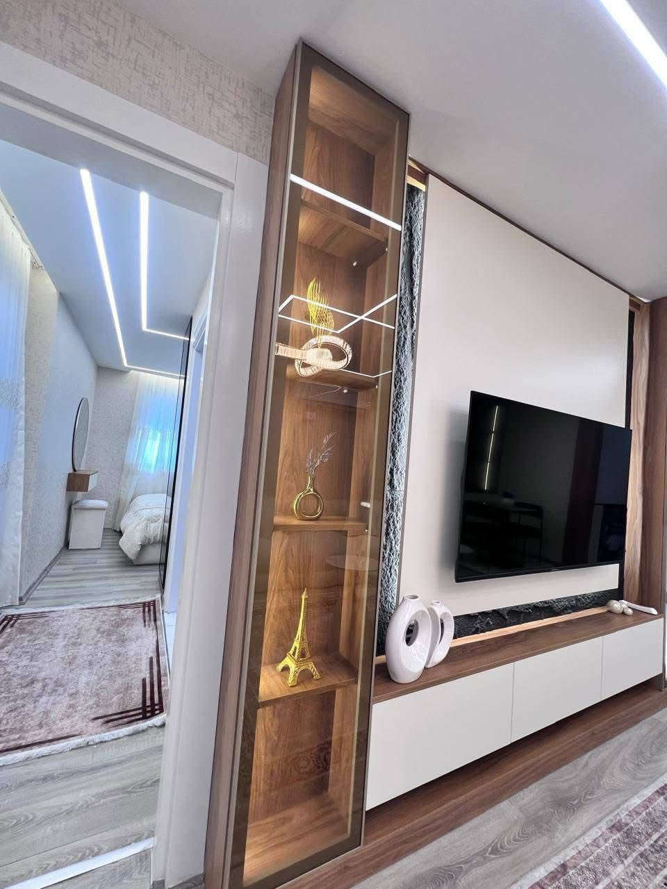 للبيع او للإيجار 

.شقة مؤثثة VIP 

.مؤثث 

.مكانها اربيل 
مجمع لايف تاور
تبعد 2 دقيقة عن امباير 
و4 دقايق عن المطار 

.غرفة 3
.صالة
.مطبخ 
.حمام 3
.طابق  14م 
.مساحه "160م
.واجه خارجي 

للأستفسار اكثر التواصل واتس اب 

- ***********
- ⁠***********
