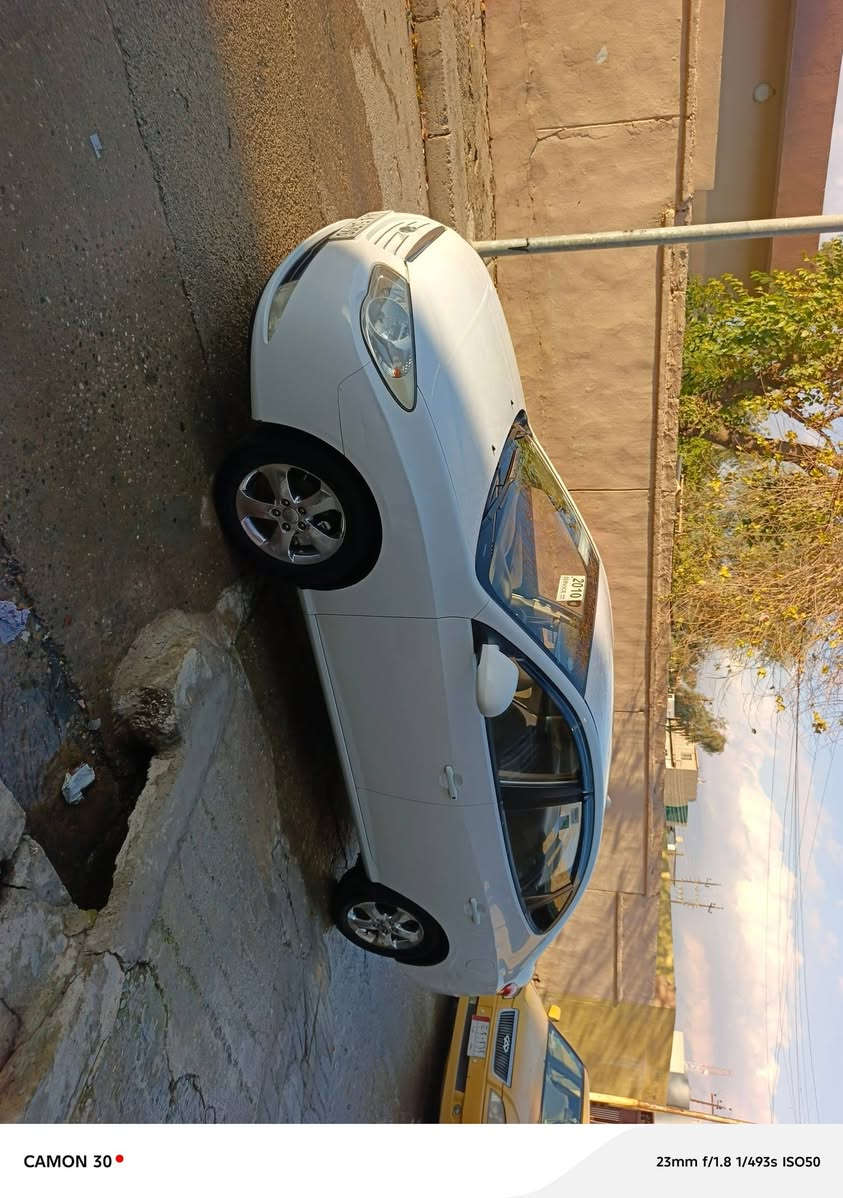 لنترا كوري موديل 2010 دكشن عالي سنويه  لل 2027 ضرر جاملغ مبدل و باب مصبوغ بيها شويه بارد بالجاملغ الخلفي السعر 117 وبيه مجال الجانب الأيمن الاتصال على ***********
