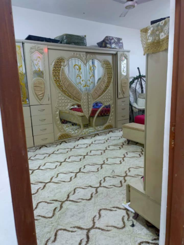 بيت للبيع مساحه 250 خلف محطه الغسل السيارات القريبه يم المغتسل شارع ملعب المختار بناء حديث البيت بلفرع طابو زراعي يتكون من غرفتين وصاله وديوانيه ومطبخ وطارمه جبيره السطح شتايكر البيت نقصه لبخ الزيتونه والدرج  سيراميك السعر 145 مليون وبيه مجال للتواصل على الارقام التاليهه
***********

***********
