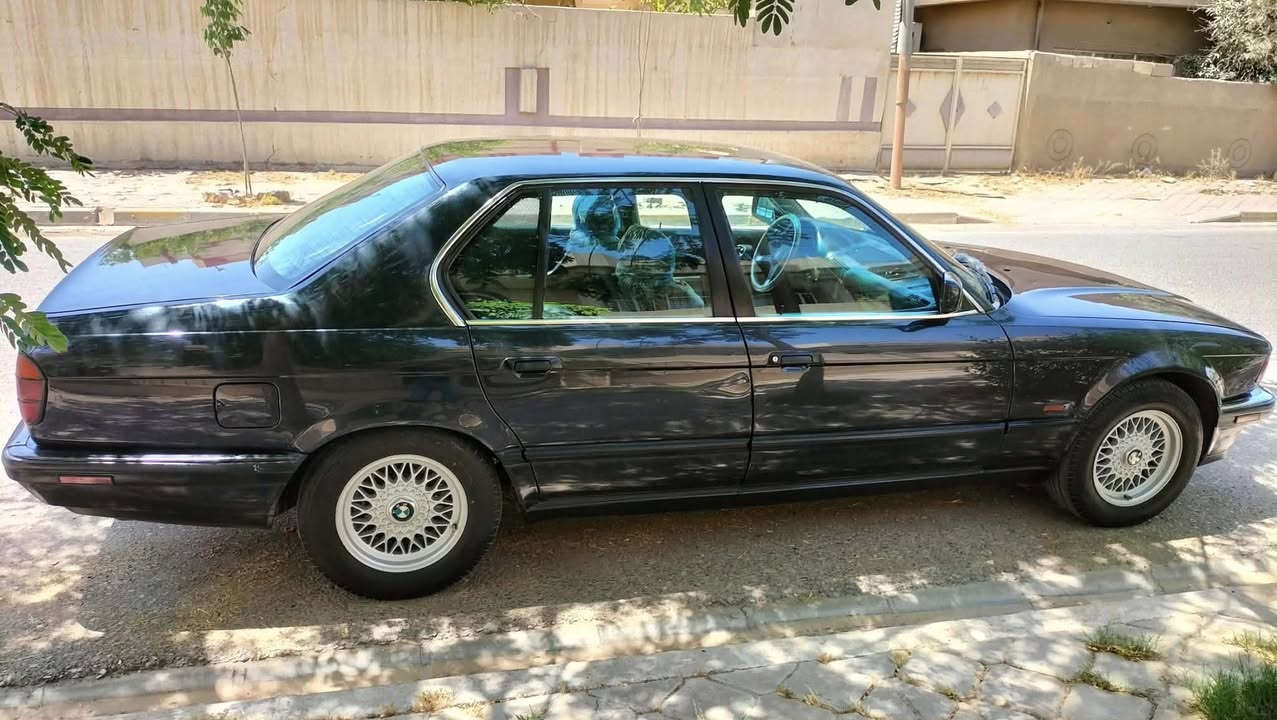 مكلف بالنشر BMW موديل 91 حجم 735 للبيع سيارة بأسمي رقم صلاح الدين ألماني سنوية جديد تحويل بالشرط دفتر بنزين گير ومحرك بالشرط تبريد ثلج سيارة بدون ضرر وبدون نواقص مصبوغ عام للجمالية سعرها 75

‏‭0770 233 5952
