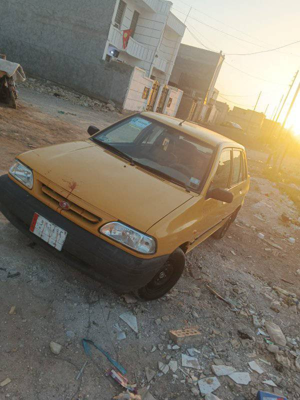 سلام عليكم سايبه مديل ١٥ بيه شاصي وحد يم سائق معمر مكاني بغداد الزعفرانية راعيهه يمي قريب  سعر ٣٢ بيه مجال      +9647838599004
