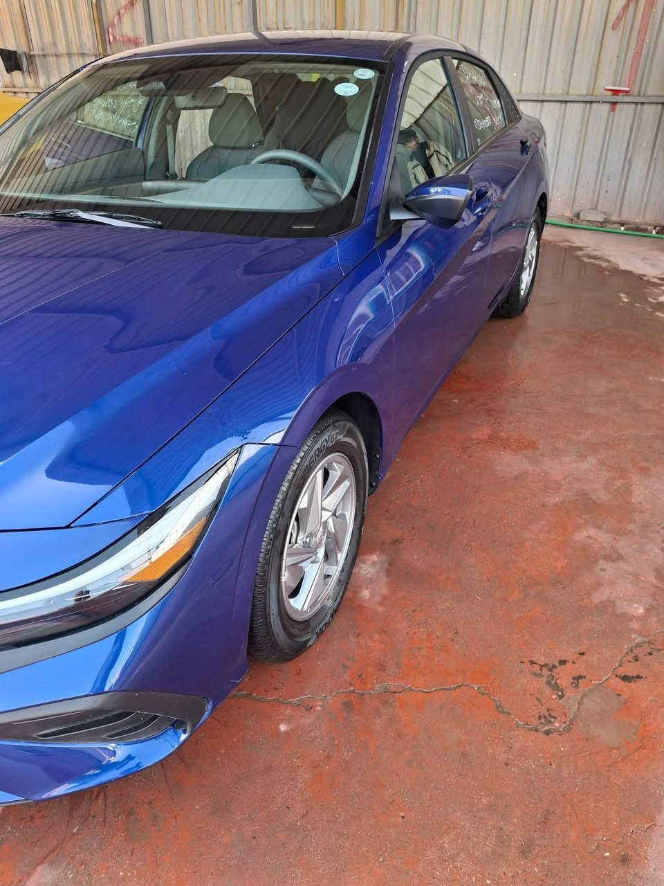 السعررررر ١٥٧ وبيها مجال للشراي
للبيع النترا ٢٠٢٤ وارد أمريكي نص فول  محرك ٢٠٠٠ دوش حادثها بسيط جدا ربع البنيد صبغ وبارد قليل كلش بالجاملغ ماشية ٧٠٠٠ الف السيارة جديدة بمعنى الكلمة بحالة الزيرو رقم أربيل بأسمي تحويل مباشر او تريد وكاله اني ابو السنوية السيارة صور لحادث وتفاصيلها والسونار مرفق بالمنشور مكانها بغداد الدورة او جسر ديالى 
رقم الهاتف.   ٠٧٧٢٨٣٣٠٦١  بيه وات ساب


**إذا كنت صاحب هذا الإعلان وتريد حذفه لأي سبب، رجاءا أرسل رسالة إلى الدعم الفني**