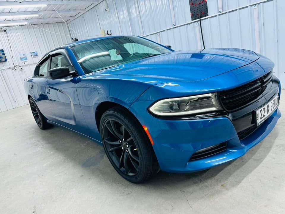 جارجر موديل 2022 حلو وجديدة بعده ب ريحة الشركه حادثه كسر دعاميه فقط يعني بس دعاميه مصبوغه باقي السياره كافله عامه بدون صبغ او رصعات جديده جدآ وتراي مال زيرو ماشيه 46 موصفات سوبر تراك باك توب AWD 
حساس خلفي بلادي 
شاشه كبيره
كير شفتات ب ستيرن
سستم صوت رهيب
كشن كهرباء 
سياره كامله بدون نقص وتبريد ثلج
سياره بسمي اني المالك مكان سيارة بغداد
بيع فقط السعر 240
رقم الهاتف
***********
