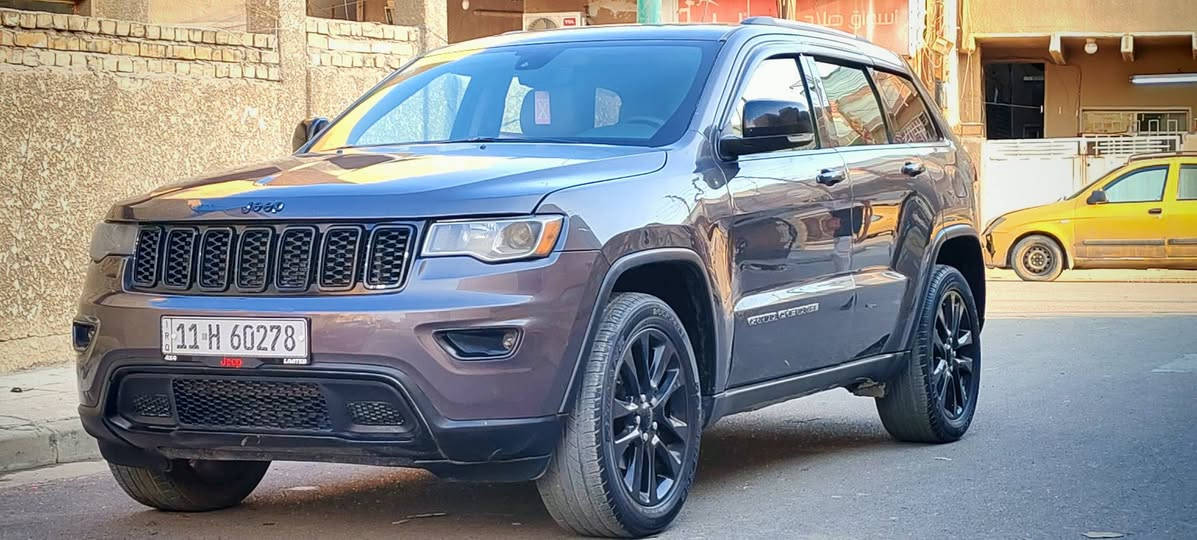 السلام عليكم. جيب لمتدد فول مواصفات 2020محرك 3600. 6 سلندر رقم بغداد 
حادث . جاملغ وبنيد تبديل كارت شاصي قبق جنطه بارد
المواصفات . بانوراما . جنطه كهرباء . الايت زنون . بصمه بوب وبصمه تشغيل داخل بيجي.كشن هيتر تبريد كشن خلفي هيتر . كشن متحرك هوايه مواصفات بيه السعر 215 بيه مجال الاتصال 
***********
