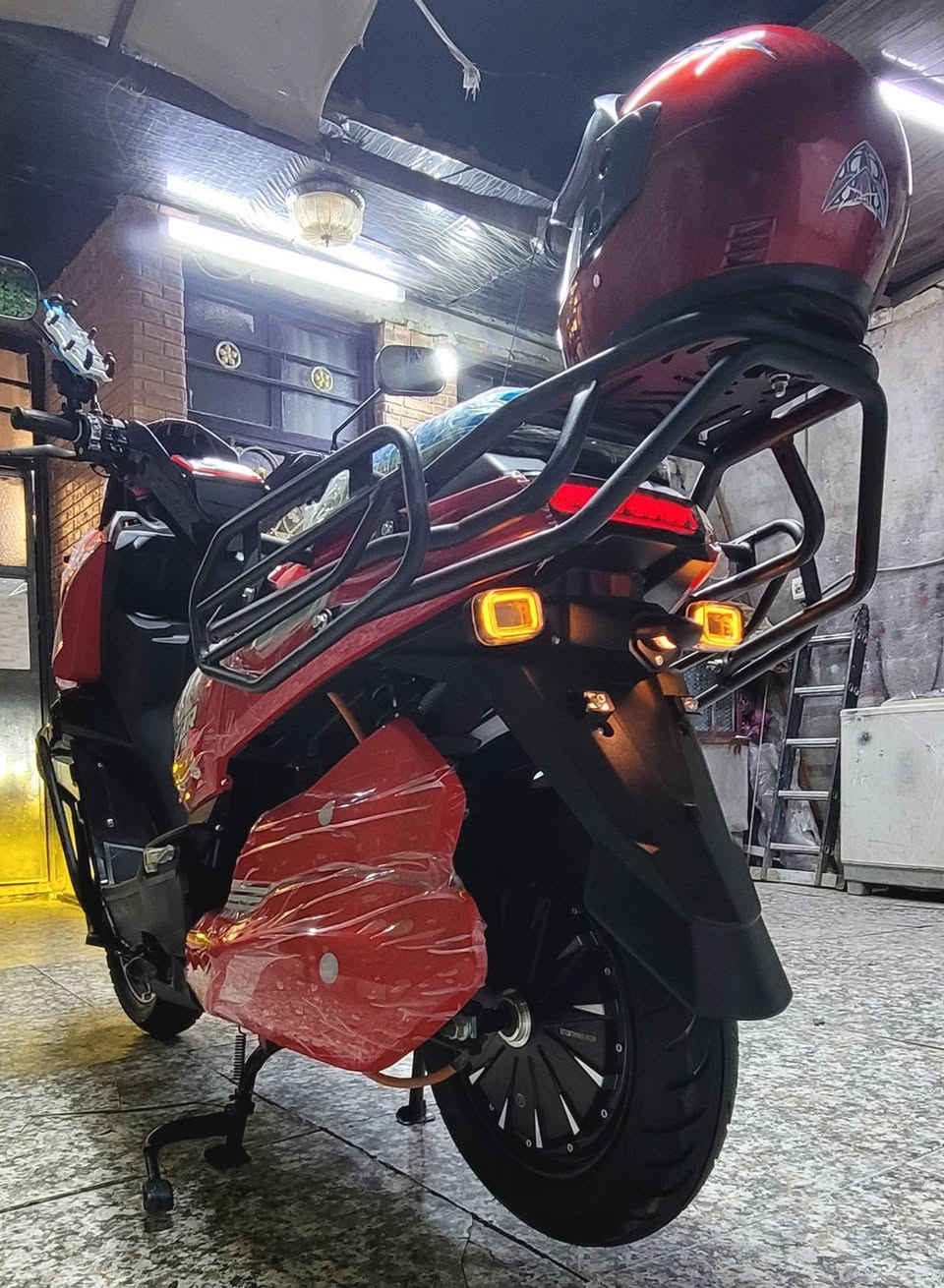 السلام عليكم..دراجه اباتشي..وكالة (ABR) ...الملف _3000_ السرعه _90_ ..عدد البطاريات _6_ مسطره..عدد التحويلات *1*2*3*4_سبورت ..S....بلوتوث..
مخرج_USP_...اطارات أمامي خلفي جوبلس دسك أمامي خلفي..شاحنه ذكيه تدعم الشحن السريع والأيقاف الذاتي عند امتلاء البطاريات..السعر (900) قفل ..مكاني بغداد الشعب قرب محكمة الشعب على الشارع العام الشراي يتصل...***********...واتساب موجود
