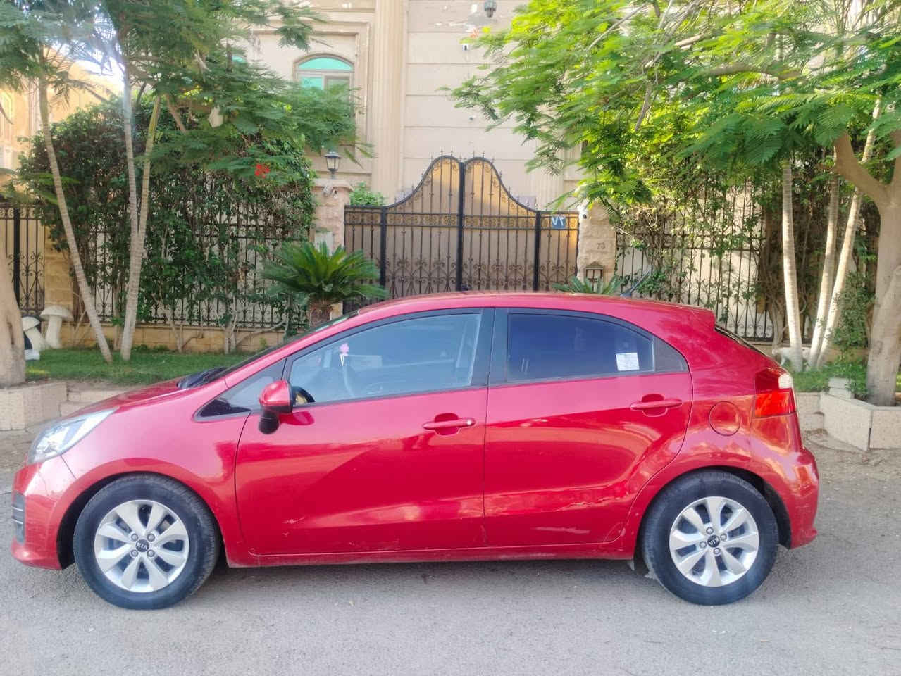 Kia Rio 2015
تاني فئه 
فوجات وجنوط وتحكم طاره مريات كهرباء وحساسات 
عداد 112k صيانات توكيل بالفواتير أخر سيرفز معمول 21k
فابريكا بالكامل 
رخصه سنتين 
مرور القاهره الجديده


**إذا كنت صاحب هذا الإعلان وتريد حذفه لأي سبب، رجاءا أرسل رسالة إلى الدعم الفني**