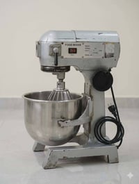 عجانة ألمانية • ميز 3 رفوف • حديد ثقيل