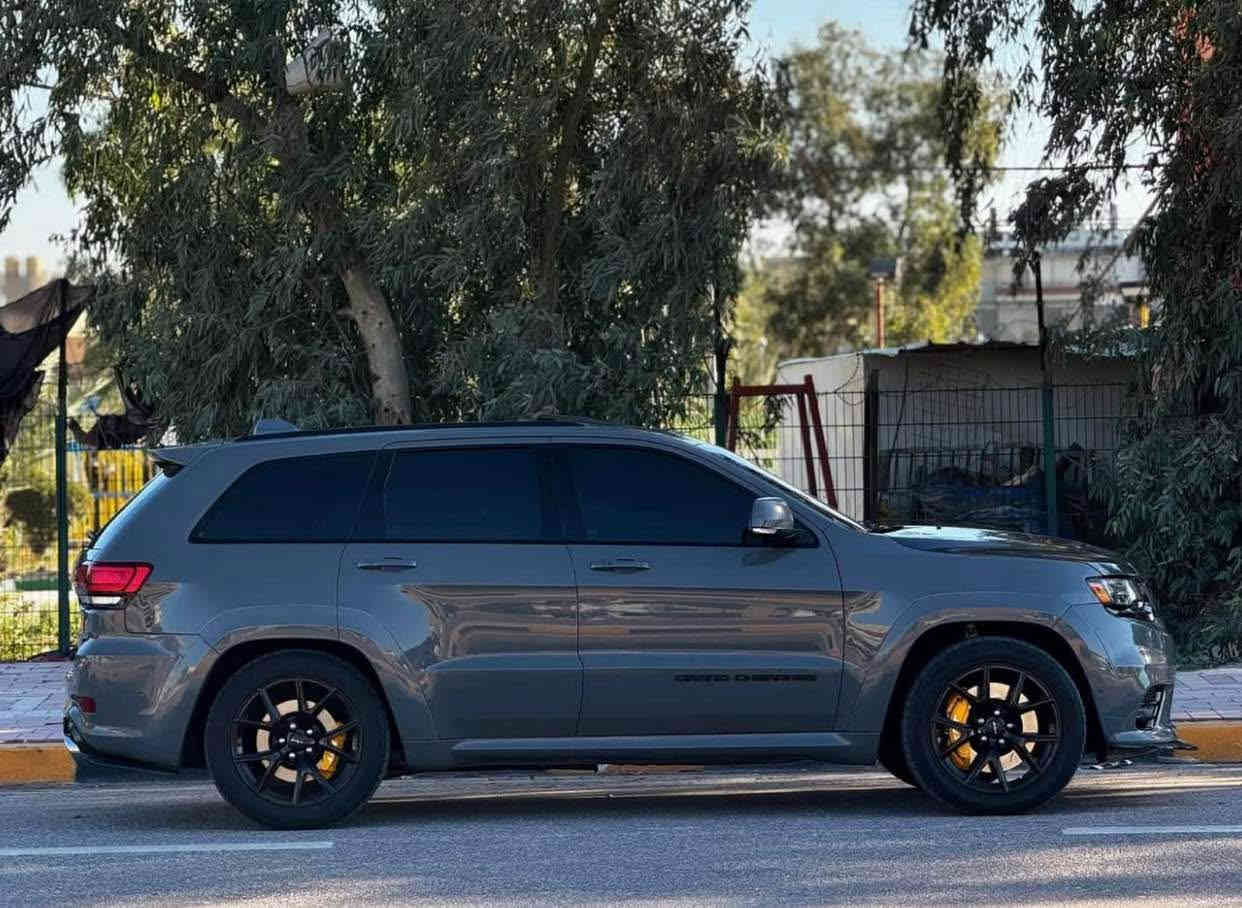 للبيع او مرواس 
جيب 2021 SRT 
محرك: 6400 🚀
ماشيه 61 mi
المواصفات: 1/1 
بانوراما 
رادار امامي ⚠️
رادار جانبي ⚠️
كزوز بورلا كامل 
كشنات جلد 
كشنات حظن 
شاشه جبيره 
ماوس وضعيات قياده رياضيه تراك حلبات وايكو اقتصادي
نظام Launch Control 
تشغيل عن بعد 
صندوق كهرباء 
كشنات تدفئه + تبريد 
ستيرن كهرباء + تدفئه 
كشنات خلفيه تدفئه 
نظام الحفاظ على المسار 
نظام Auto park 
فجوج brembo 
داخل كاربون فايبر 
دشبول خياط 
شفتات ستيرن 
حساس امامي + خلفي 

سياره حادثه جاملغ وبنيد  
السعر 320
للاستفسار *********** النجف, العراق
