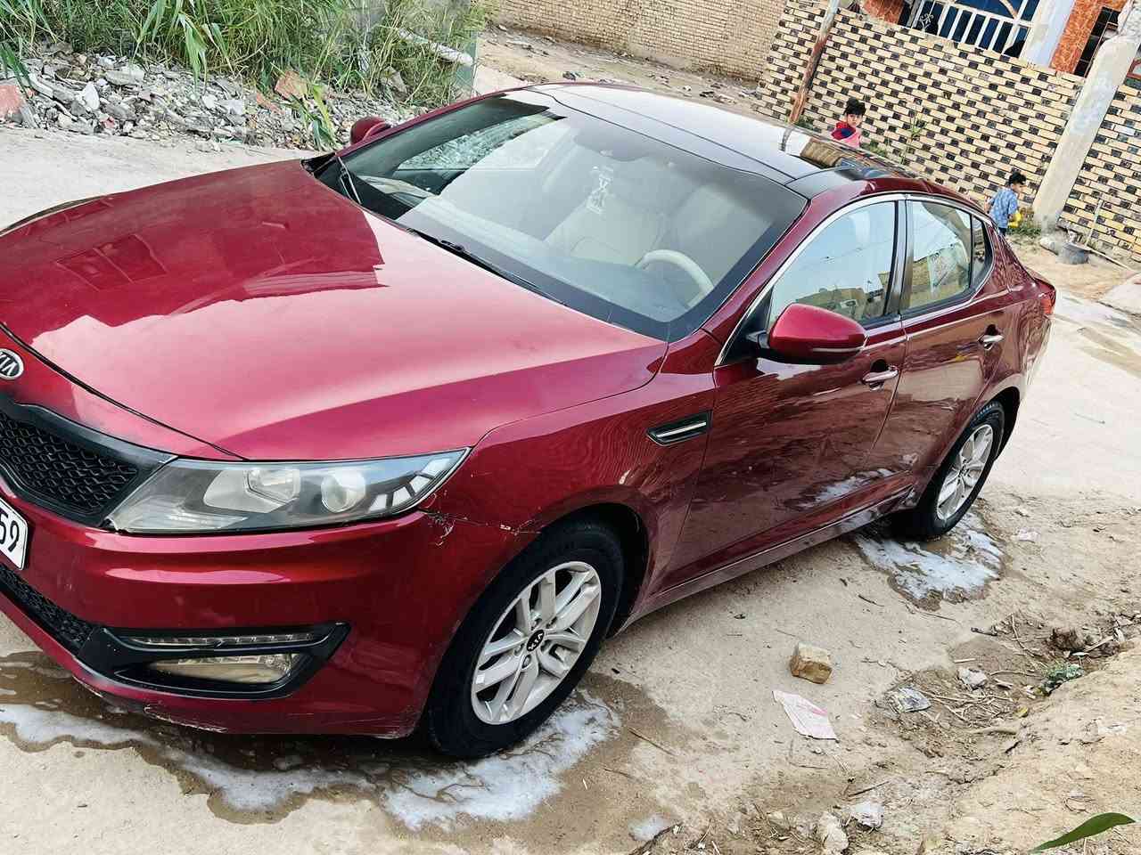 كيا اوبتما 2013 خليجي دخول جديد كارتون 
كصة جنطة شغل باجات متوم ارقام وسنويه طبق الاصل إنكليزي مكينه دوش كفاله كارتون 
سقف بنوراما طكتين تبريد ثلج دواخل بيجي كشنات جلد حداديه 100/100 تخم تاير توني شاده نظام قياده ايكو 
مثبت سرعه كهربائيات شغاله من الطول لطول 
سياره جاهزه على آخر حبايه 
السعر 48 وبيه مجال 
مكان الشطرة ***********
