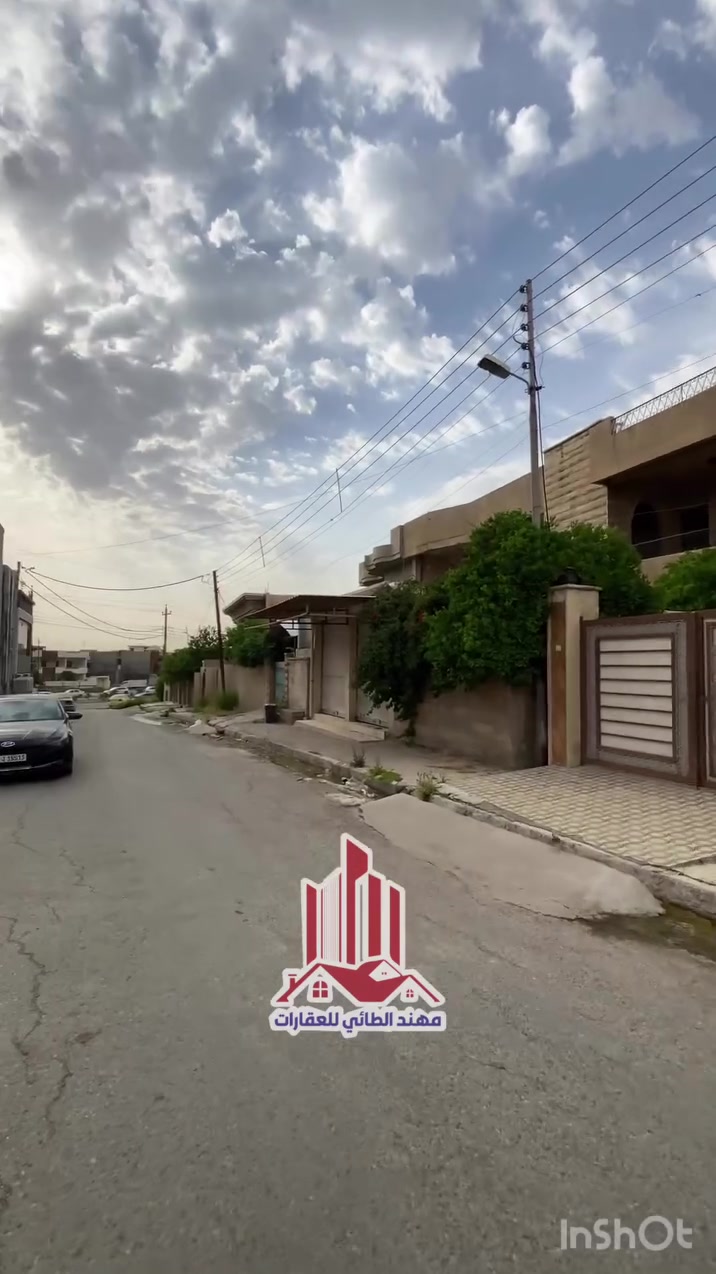 عقارات مهند الطائي 🏛🏛

بيت للبيع بناء حديث في حي الوحدة مدراء العامين قرب جامع الصابرين قريب من السايدين 

🔴مساحة 320 واجهة 15🔴

💥💥سند طابو ملك صرف سكني 💥💥

طابقين بناء حديث و مرتب 

طابق الاول : غرفتين نوم وهول ومطبخ حار وبارد واستقبال وصحيات 

اكتب تم ليصلك السعر 

🌖🌖مراجعة #مكتب_مهند_الطائي 🏛
موقع المكتب➿➿في الموصل / حي الوحدة  

التفاصيل الاتصال على الأرقام التالية :_
( *********** )كورك☎️📞
( *********** )اسيا ☎️📞
