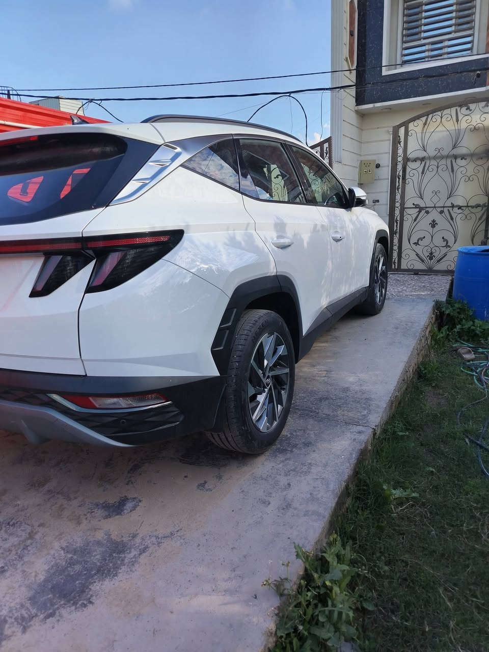 السلام عليكم  توسان لبيع موديل 2023 رقم بغداد  بسمي ماشيه 61
السياره كفاله عدا بارد  فقط مكان السياره بغداد ابو غريب  لاستفسار  على الرقم *********** وتساب 
***********  السعر  216 ورقه  وبيه مجال بسيط
