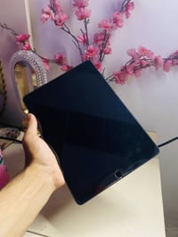 آيباد ٩ • ذاكرة ٦٤ • مبادلة بآيفون ١٢+