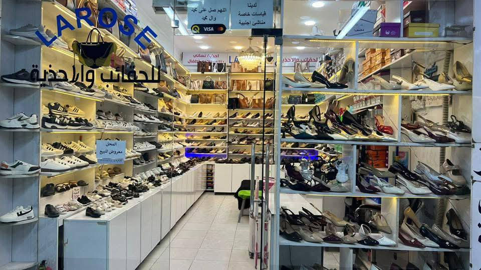 ديكور جاهز للبيع بدون بضاعة فقط ديكور
***********
***********
