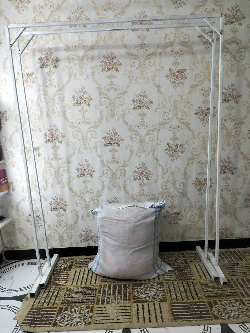 السلام عليكم اريد ابيعهن تعاليك ملابس + شليف تراك نسائيه باله يحتوي ع 60 قطعه ‏‪0774 861 7023‬‏ الاتصال ع هذا الرقم
