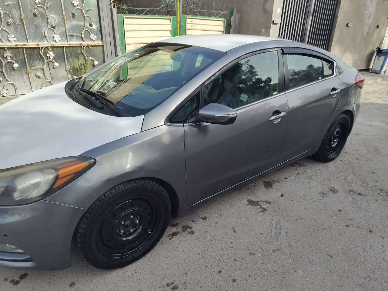 السلام عليكم
فورتي مديل 15 للبيع 
محرك2000
المكان بغداد حي العامل


**إذا كنت صاحب هذا الإعلان وتريد حذفه لأي سبب، رجاءا أرسل رسالة إلى الدعم الفني**