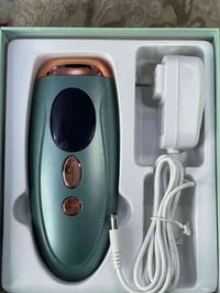 توفرت بضاعه جديده     جهاز ليزر شعر  جهاز تكحيل سيارات  بلاجكتور طاقه ...