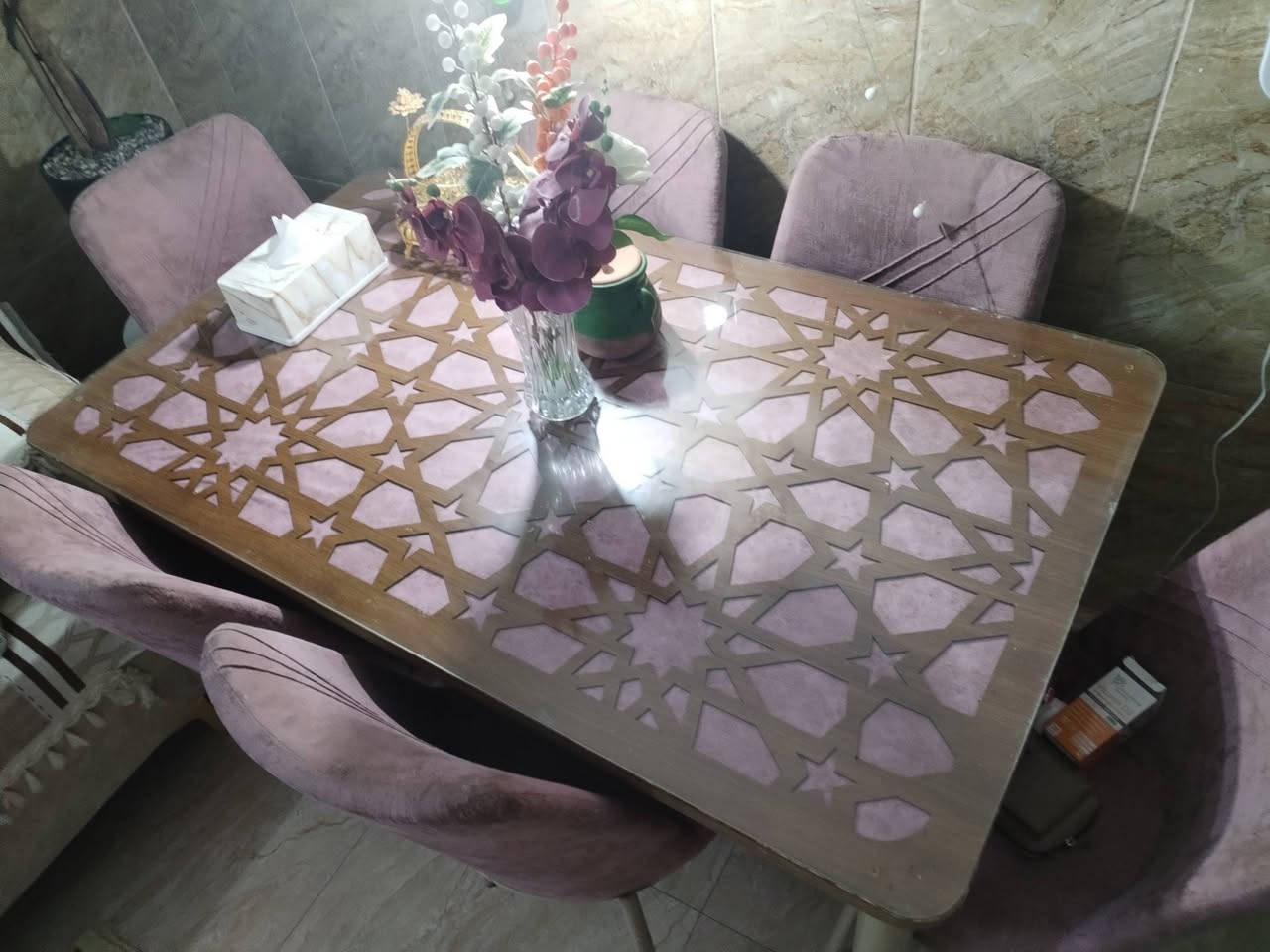 للبيع السعر 225 ميز خشب وجام و 6 كراسي نظيف دون ضرر


**إذا كنت صاحب هذا الإعلان وتريد حذفه لأي سبب، رجاءا أرسل رسالة إلى الدعم الفني**