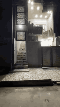 شقه للايجار  ١٠٠متر غرفتين يارمجه الشرقيه الثانيه على حديقه بل بدايه قريبه على شارع كركوك موقع حلو. تفاصيل 
***********
