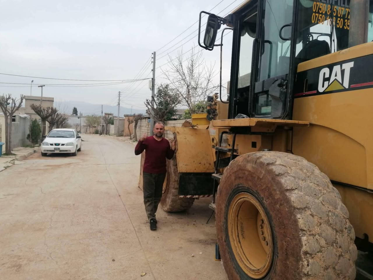 سڵاو .هاوڕەیان .وەستا حسێن ڤاندام  ئامادەیە بۆ تەحمیل کردونو جاک کردنی هەموو جۆرە ئامێرەکانی گاز وەکو.(تراکتۆر شۆفل حەفارە ڕافیحە..لە شوێنی خۆی بە هەرزانترین نرخ.***********
