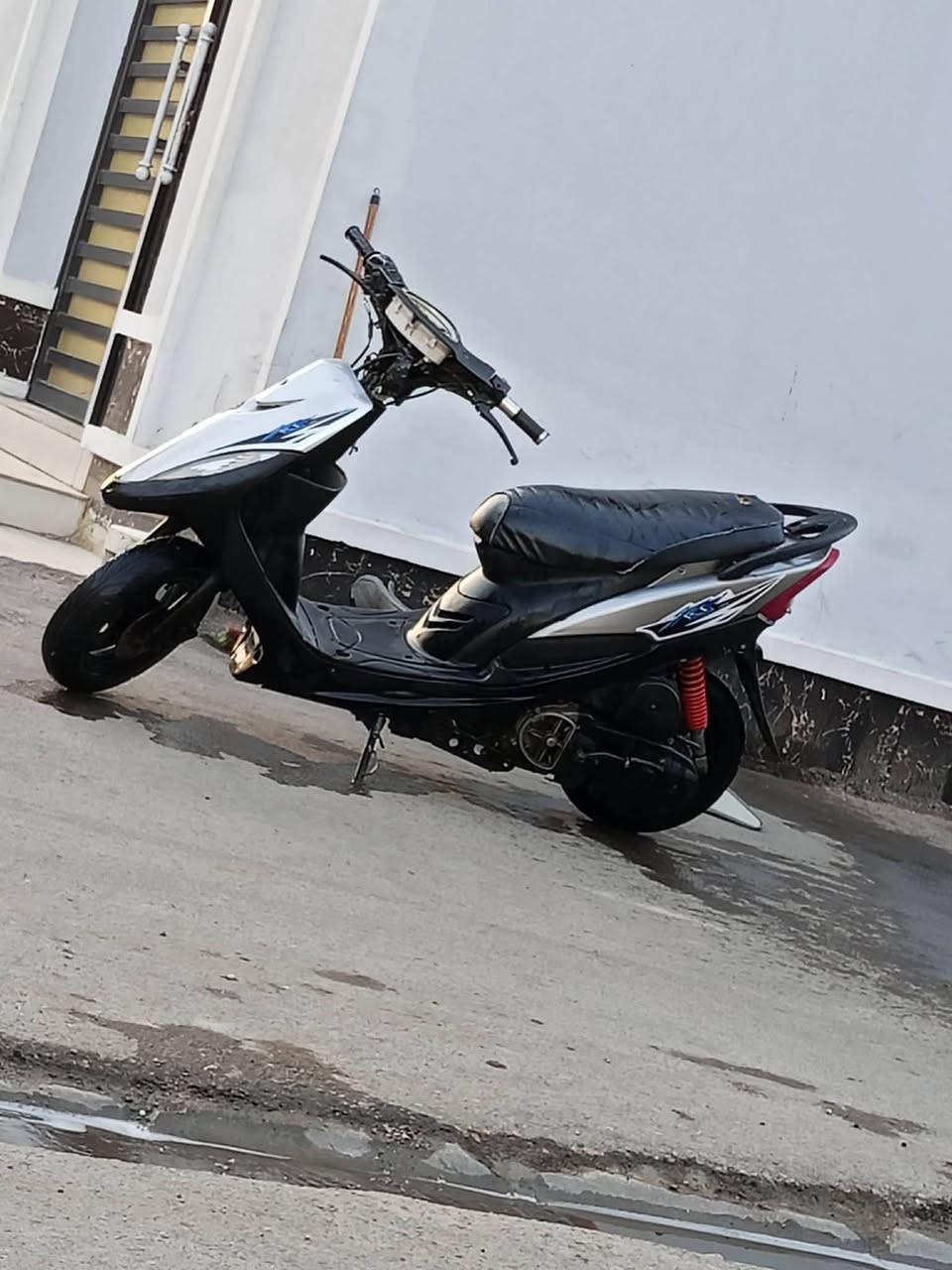 السلام عليكم دراجه ماكس عداله الدراجه خير من الله دراجه مفتوحه بوشته 55 الدراجه معدل حلو بيه البيع سعر 350 وبيه مجال مكان كوت شارع بيت صبر


**إذا كنت صاحب هذا الإعلان وتريد حذفه لأي سبب، رجاءا أرسل رسالة إلى الدعم الفني**