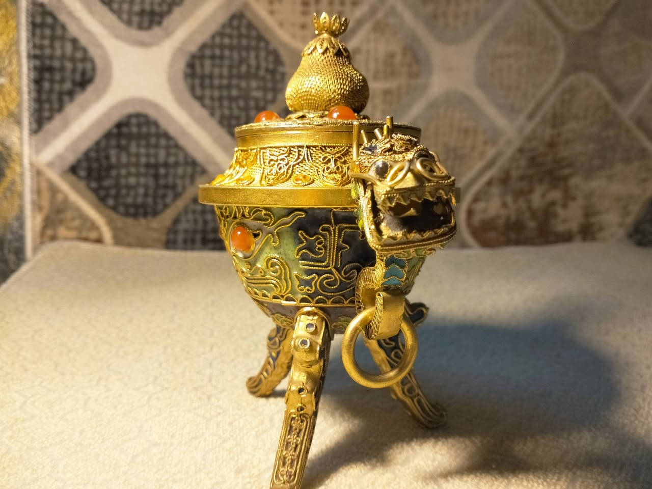 💥بيع مباشر💥
كلوزونيه عتيق ٣ قطع 
٥٠٠٠ لاول حاجز


**إذا كنت صاحب هذا الإعلان وتريد حذفه لأي سبب، رجاءا أرسل رسالة إلى الدعم الفني**