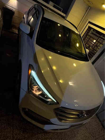 سنتافيا ٢٠١٧ وارد امريكي ٢٤٠٠ ماشيه ٤١ ميل 
سيارة بيت مكفوله من كلشي وبدون نواقص عدا ضرر امريكا دعاميه خلفيه وشويه من قبق الصندوك بدون دواخل ايرباكات سليمه اني المستورد واني المعمر خير من الله 
داخل لونين رصاصي واسود 
شاشة carplay بلاد
مانع انزلاق 
انحدار 
خمس انظمة قياده 
برده صندوق خلفيه 
تبريد قطعتين 
سبير منازل السياره مكفوله وع الضمان السونر وين متريد 
السعر ١٨٠ وبيهه مجال 
احمد *********** بغداد
