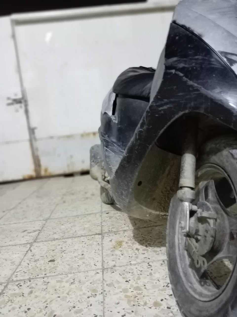 السلام عليكم وعليكم السلام دراجه ساسوكي للبيع هاي كدامكه خير من الله سلف وهندر كهربأيه كامله ما بيها نقص دراجه أوراق أصولي مشيها يخبل  السعر 125 وبيها مجال كد الجيه..... للتواصل.. ***********
