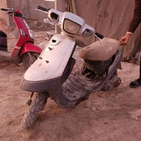 دراجه بطه للبيع  سعره 125 وبيه مجال للطيبين مكاني  حيور للسده 07736051...