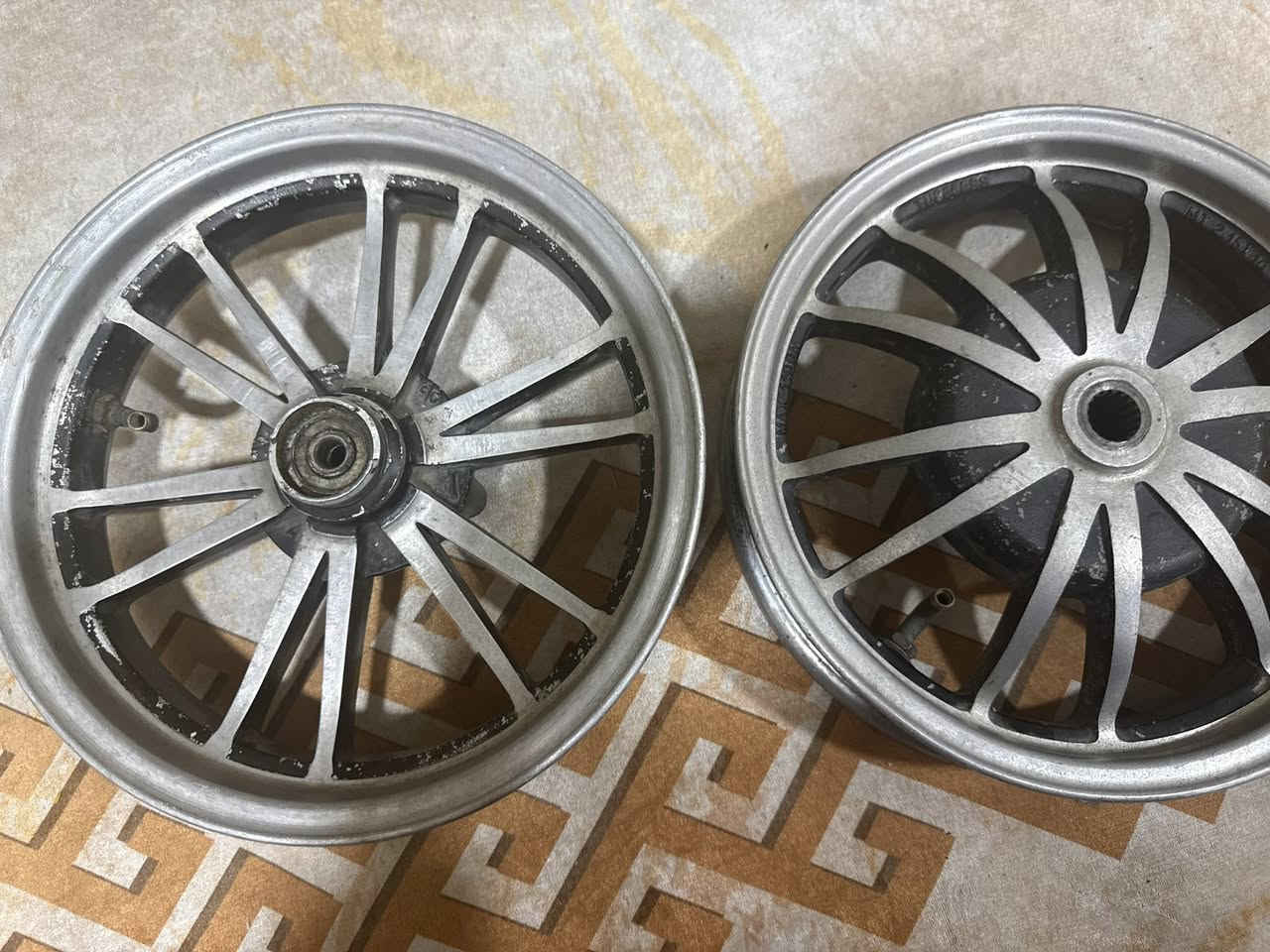 السلام عليكم
لبيع ويل ماكس رياضي بلادي اصلي مكفوله
عنوان بغداد بسمايه موجود توصيل 
رجا مو شراي لا تخابر 
سعر خاص مناسب 
***********
