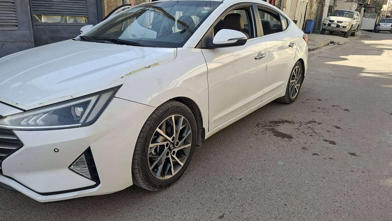 النترا خليجي فول موديل ٢٠فتحه حساس خلفي أمامي  كامره خلفي أمامي مري شفط بيه صبغ باب امامي وبيه بارد مكاني بغداد الدوره الميكانيك ***********
