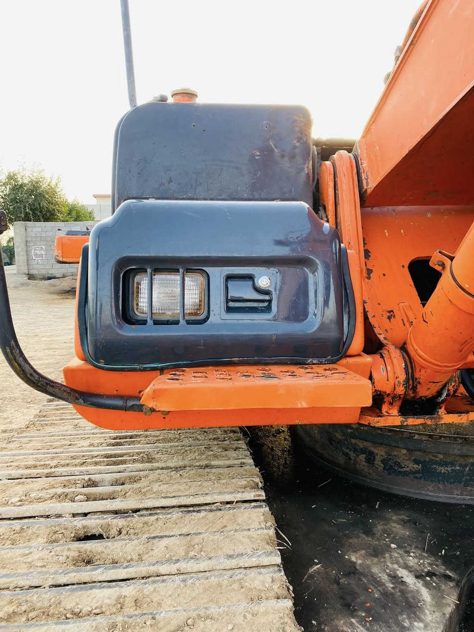 سلام عليكم حفاره زت عادي البيع رقم الماني حجم200Lcجاهزه العمل ***********
