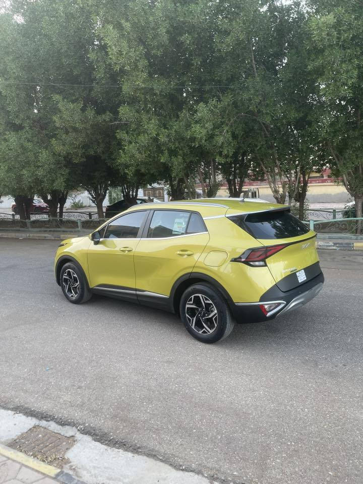 سلام عليكم  اللبيع اسبورتج مديل ٢٠٢٣
خليجية
  كفاله عام شرط الفحص عد. قطعتين صبغ رش تجميلي فقط لا فتح ولا تبديل  ولا ارباك 
سياره نص فول سايد بريك كهرباء 
حساس خلفي 
قطعتين تبريد 
مكينه ٢٠٠٠
لين زنون كشافات 
ماشيه 25 الف 
 
مكانه واسط 
بدون رقم 
 
 ***********
