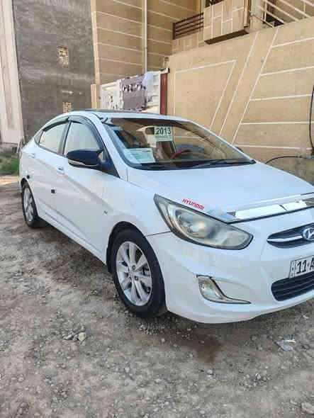اكسنت موديل ٢٠١٣ بيه صفحة وبنيد فقط رش بدون دواخل ماشيه السياره ١٢٦ صدر جديد تبريد جديد ٥ ويل كب فتحة اشاير بالمري تحكم ستيرن شاشه كامره بريك دسك امامي وخلفي بسمي سنويه وهزه جديده مكاني الدوره السعر ٩٧ وبيه مجال بسيط  اتصال *********** بغداد
