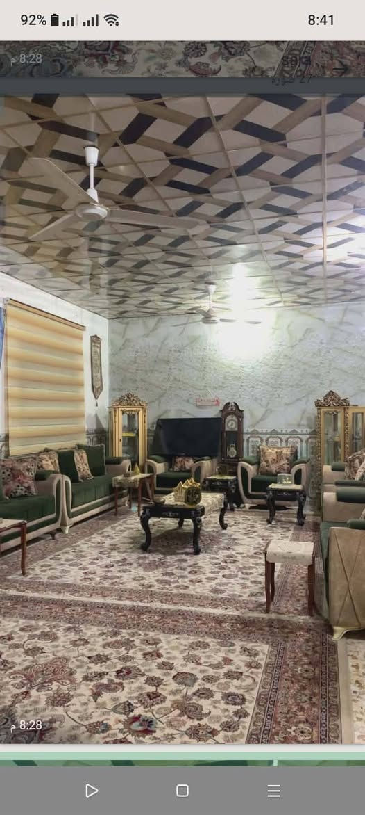 فرصة ذهبية للبيع – عقار استثماري وسكني 🔥
📍 الموقع: منطقة الثمن زراعي سند ٢٥ سهم باسمك 
📐 المساحة: ٣٤٠متر
🏗 البناء: طابوق 
العقار يتكون من:
✔️  طابقين
الطابق الأول: غرفة + استقبال + صالة+صحيات داخلية خارجية 
الطابق الثاني: غرفتين بناء فرمستون فقط 
✔️ ثلاث محلات تجارية على الشارع
✔️ موقع مميز قريب جداً من الولاية
✔️ منطقة حيوية وحركة ممتازة
العقار مناسب للسكن والاستثمار بنفس الوقت،
تگدر تسكن بالبيت وتستفاد من دخل المحلات 💰
السعر خاص 
📞 للاستفسار والتفاصيل أكثر، راسلنا عالخاص أو اتصل مباشرة.***********
