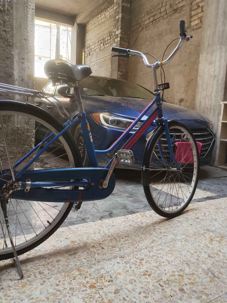 السلام عليكم باسكل للبيع نضيف السعر 60وبي مجال لطيبين مكان بغداد الأمين الثانية الهاتف ***********
