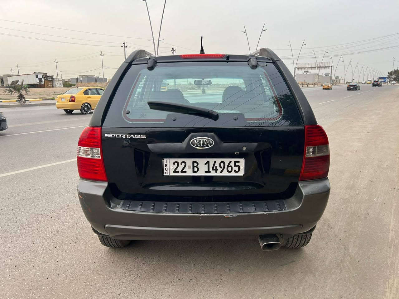 السلام عليكم
سبورتج 2006 
قطعتين صبغ بدون حادث 
السعر 90 ورقه وبيها مجال
وكاله عامه بأسمي شرط التحويل 
للأستفسار الاتصال على الارقام التالية 
***********
***********
