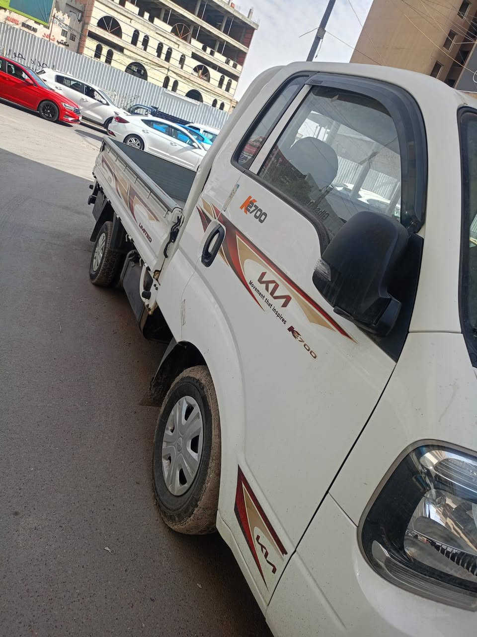 السلام عليكم
كيا حمل 2024 رقم بغداد الجديد ماشية 10 الاف كيلو فقط بحالة الوكالة مكفولة من كلشي دواخل مدوشمة و بدي مغلف 
السعر 160$ وبيها مجال بسيط
مكان بغداد 
*********** 
اتصال خط او واتساب
