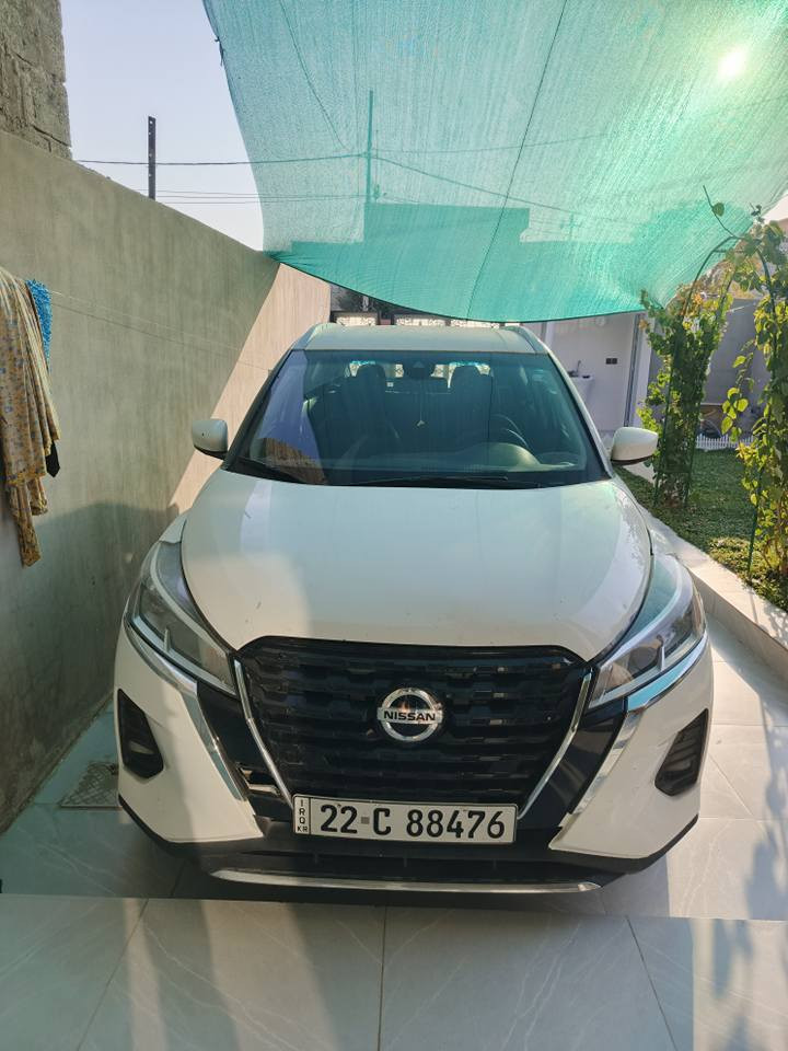 Nisan kicks 2021 SV
‎پێشەوە و دواوە رادار، بریک بەصمە، حساسی خەتی جادە و ئاوێنە، شەخال. 58هەزار مایل رۆیشتووە
بێ سبوغە ‎تەنها 2 پەڵە ساردی بچووکی هەیە
٤ تایەی لۆکی لەژێرایە  سەنەوی نوێیە بەناوی خۆمە مەکینەو تەبریدوتەقەوڕەقەی هەموی بەشەرت *********** كركوك, العراق
