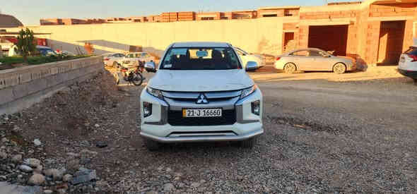 مسيبوشى قةزافى 2023 رةقم سليمانية عادي بنزين كاميرا 360 فول مواسةفات بدون صبغ بدون بارد سيارة جديد بلباكيت مكان سيارة بكلار 
***********
