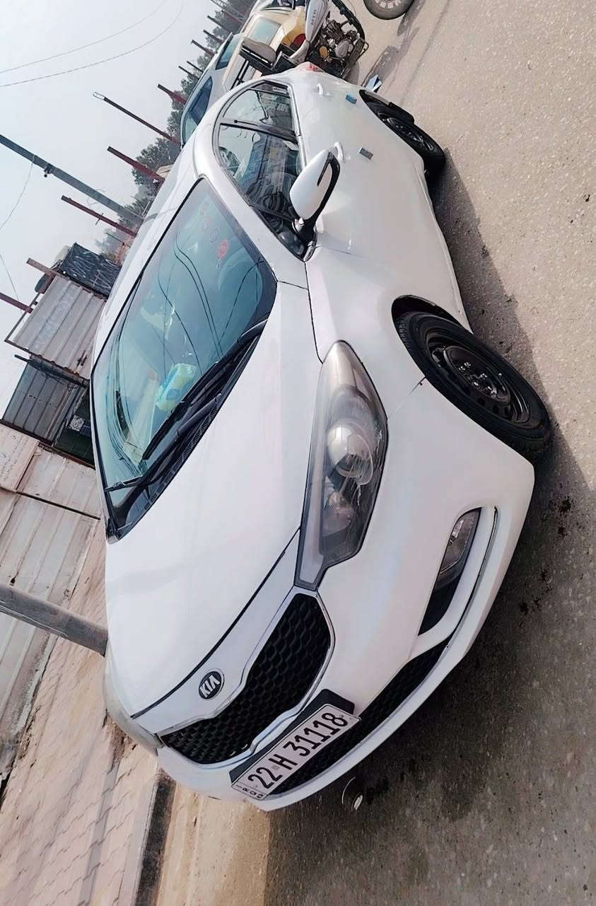 سلام عليكم سيراتو 2014 فول عده البصمه ستوها صاعده هزه سنويه لل 32 تريد وكاله تريد مداور ويل وتخم تاير جديد بيه جاملغ مبدل جه السايق وصبغات كم قطعه ب 108 وبيه مجال  مكان نجف ***********
