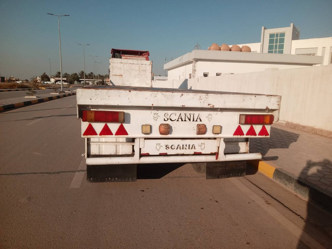 السلام عليكم عربانه طول ١٢.٥٠ ونص للبيع ٦٨ وبيهه مجال اثير*********** واسط العزيزيه ***********
