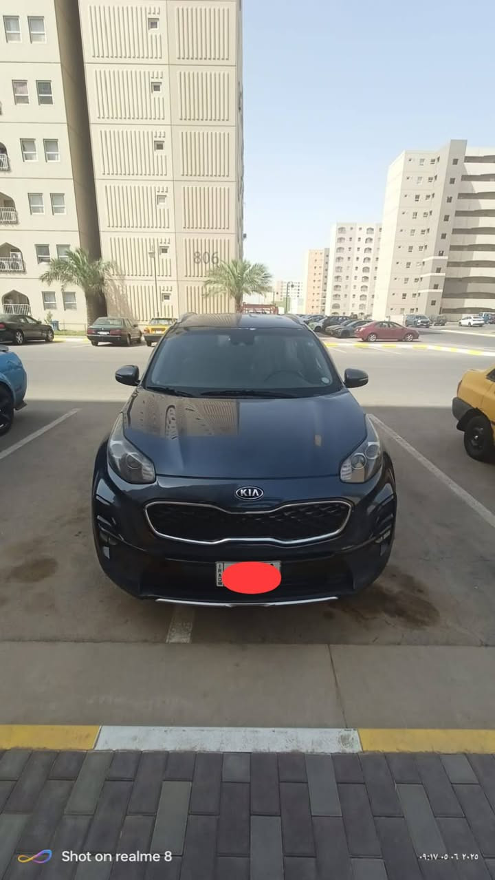 من رخصة الادمن 
سبورتاج 2021 بغداد 
السعر 170 ورقة
وارد امريكي اللون نيلي
فول مواصفات عدى الفتحة 
تحديد مسار كشنات جلد محرك 2400 صندوق كهرباء
وباقي المواصفات معروفة 
صور الحادث والسونار مرفوق 
مع تكحيل بالكارت أسفل باب الصدر بعد السونار
مكلف بالنشر للاستفسار رقم صاحب السيارة
 ***********
مكان السيارة بغداد مجمع بسمايا
