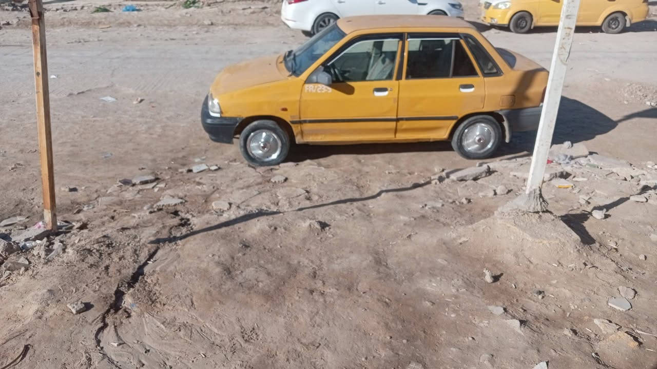 سايبه موديل ١٢ سياره جاهزه مكينه كير حداديه خير شواصي شرط رقم بغداد احمر سعره ١٠ مكانه رميثه ***********
