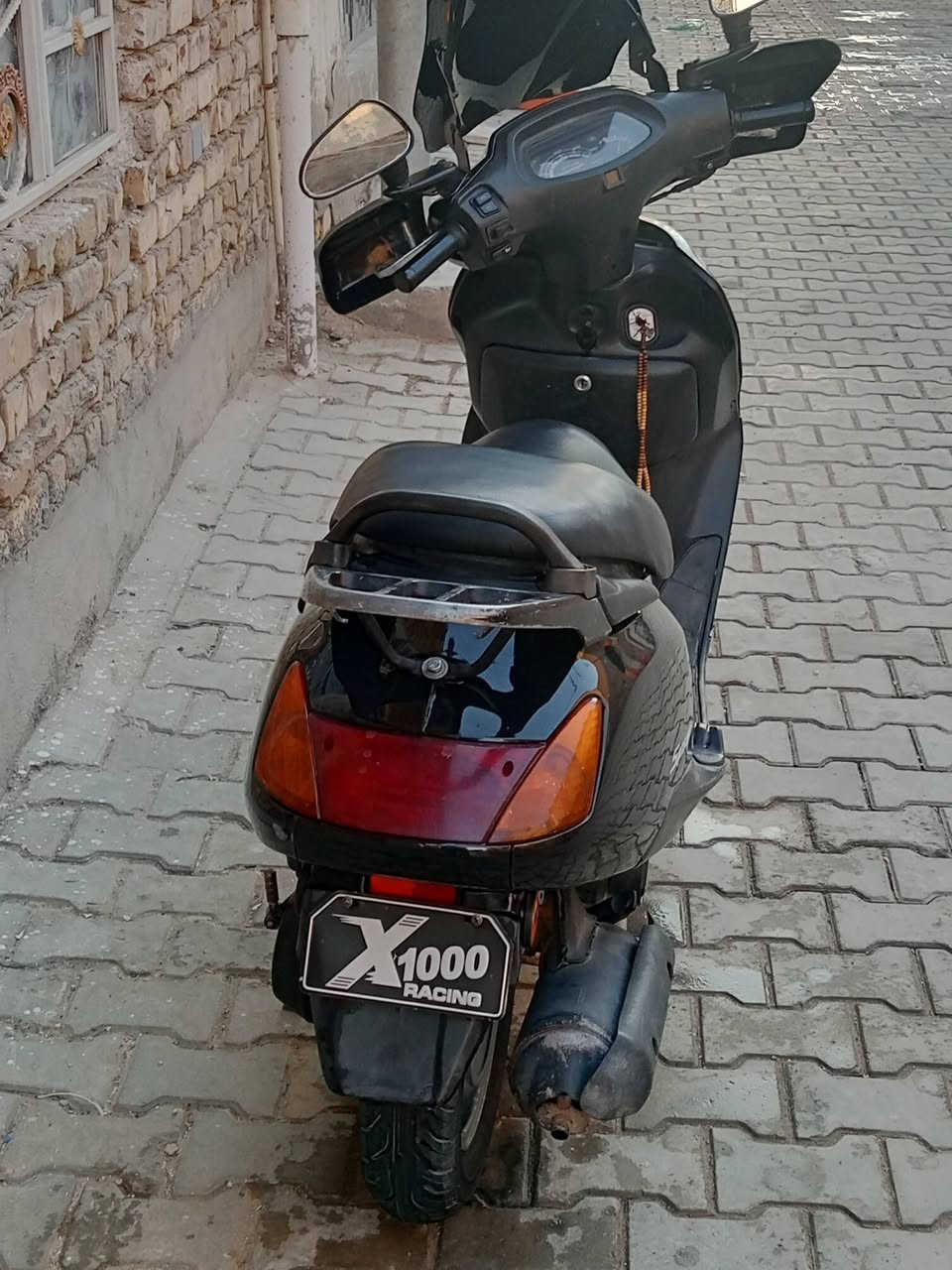 السلام عليكم سبيسي ياباني شغاله سلف هندر مكينه مفتوحه رايمر كفرات اصلي ابو ختم كيلو متر طوافه كله شغال قفل جنطه ستيرن كله بلاديه ب600 وبيه مجال قليل ***********
