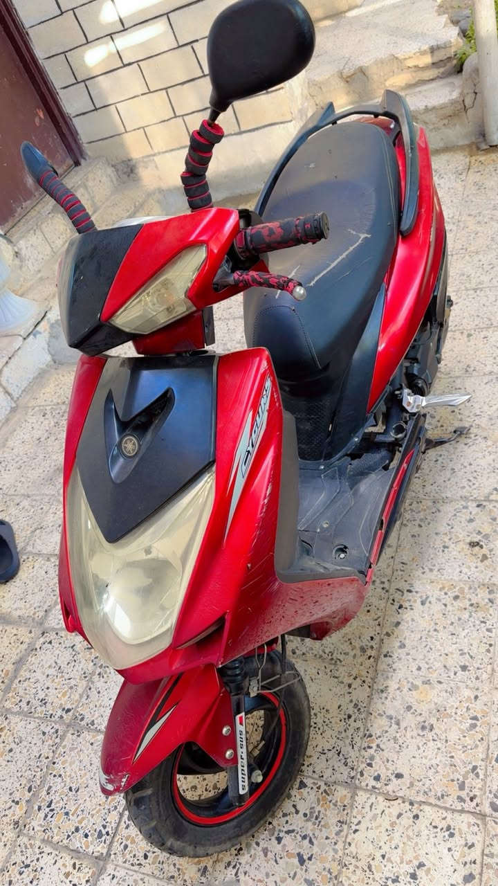 للبيع سكنس  اوربي نضافه 80 محرك شرط كلو شغال وايرمنيه كله شغاله سالف بس يردله باتري سرعه140
***********
