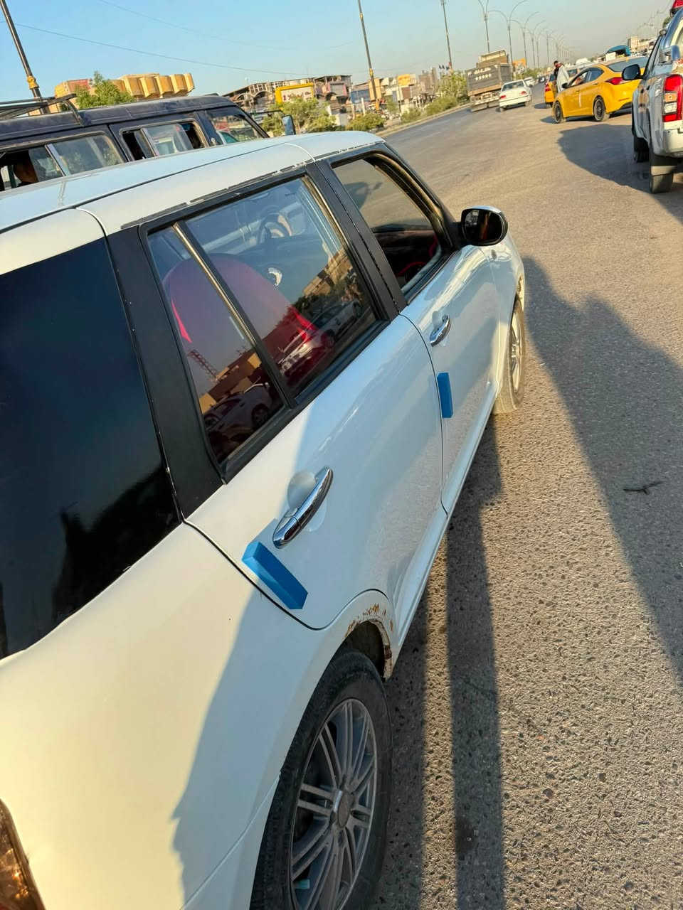 ليفان
كير والحداديه والمحرك والتبريد  جاهزة من كلشي 
السعر ٣٨ وبيها مجال بسيط للاستفسار 
***********
