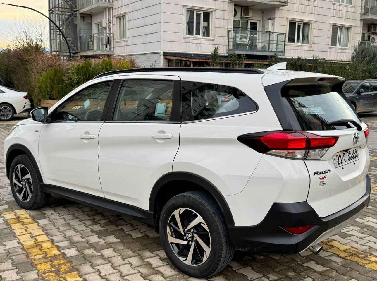 بەناوی خودای گەورە
تۆیۆتا ڕووش 2020 مواسەفات
خلیجی : بەسمە : لایت لید 
تەبرید لەمس : سوکان ڤۆلیۆم
بلاجکتۆر : مەرکەزی : سێ ڕیز کوشن 
تەنها 40 هەزار کم ڕۆشتوە 
‏‎تەحویل و غرامە بەشەرت 
‏‎سەنەوی ڕەقەم تازە 
‏‎هەموو گیانی بەشەرت 
هیچی پێوەنیە 
‏‎سعری 155 و مەجال
لە سلێمانیم *********** السليمانية, العراق
