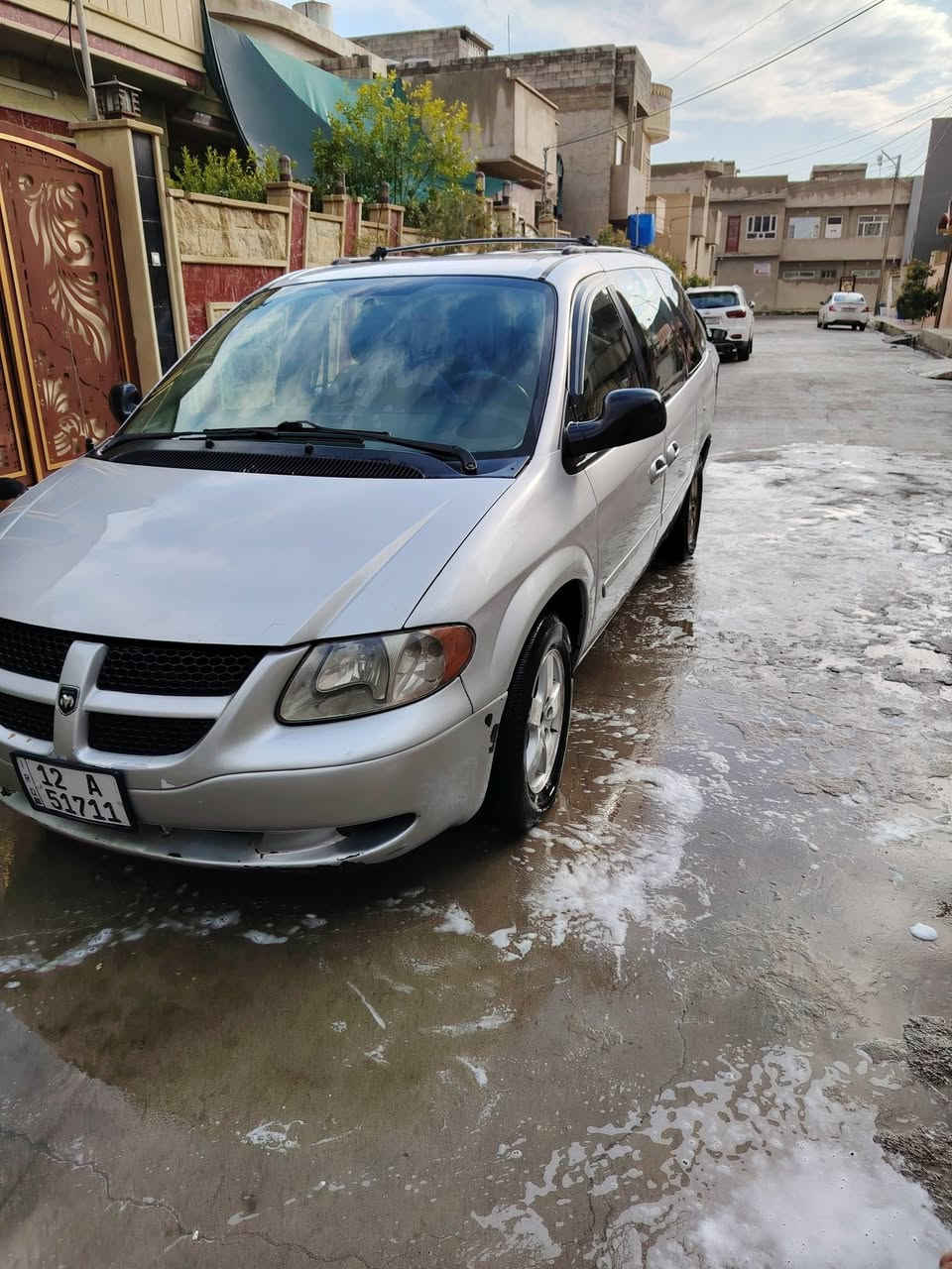 دوج كرفان2005
فول  3قطع تبريد
أبواب كهرب
كشنات بلع سياحي
محرك 3300 كير 6نمر
سنويه 2030 بسمي
كابون بنزين
رقم انكليزي
***********
***********
