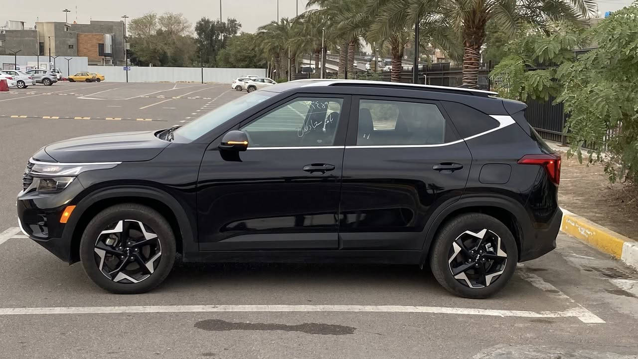 السلام عليكم (للبيع فقط)
كيا سيليتوس فئة ex الشكل الجديد (***********)
فوول 1/1  عدا فتحة السقف وارد امريكي لون اسود لامع
موديل 2025 دخول جديد وترقمت قبل يومين رقم اربيل  
محرك ٢٠٠٠ دوش المرغوب
حادثها مقدمة البنيد موضح بالصور  
تريد وكاله او تحويل تدلل وبرسم الخدمه
(جميع الايرباكات سليمه ماعدا الدركه وراجع بلادي شركه
الحادث سطحي بدون لغد ولاشاصي وحتى الراديترات بلاديه 
ماشيه 8 الف فقط بعدها على مشي امريكا
بصمه تشغيل +بصمه ابواب 
دشبول الكتروني وشاشه متصله
رادار امامي وحانبي وخلفي 
فور ويل awd +تحديد مسار 
فول تحكم استيرن+ صندوق كهرباء شفط
كشنات جلد بالكامل 
تدفئه بلكشنات والستيرن
شاشه كبيره ايباد +كامره دواره 
شاحن واير ليس 
تبريد خلفي قطعتين منفصل
اضويه اماميه وخلفيه ليد 
اشاير بالمري + نقاط عمياء 
مكان السياره بغداد /المنصور / الداودي
*********** 
السعر 179 ورقه
للامانه السياره جديده جدا جدا
دينار متصرف عليها
